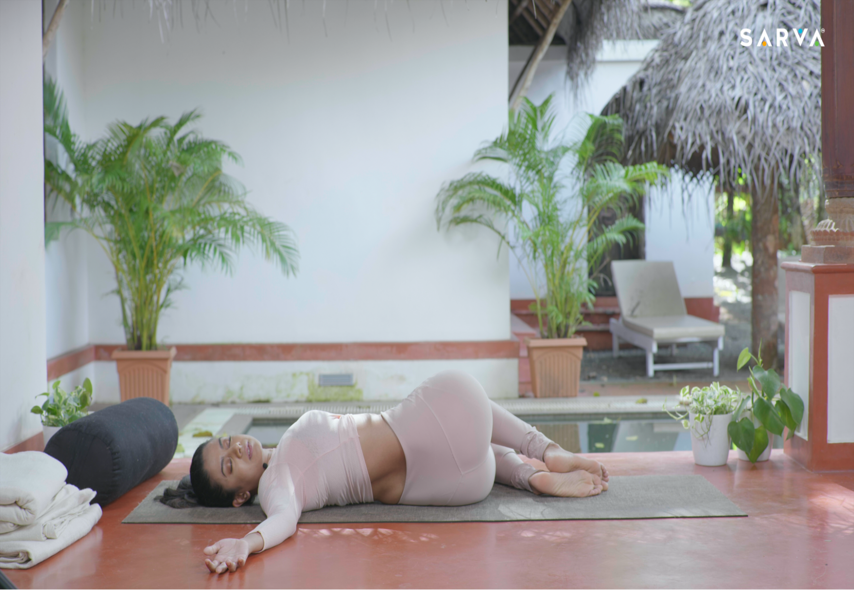 Supine Spinal Twist Yoga Pose I (Supta Matsyendrasana I)